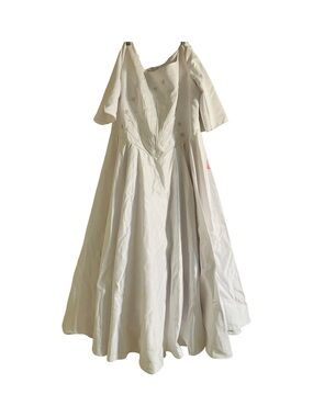 Wedding Dress Ball Dress Formal Dress with Embroidered Bodice, NWT